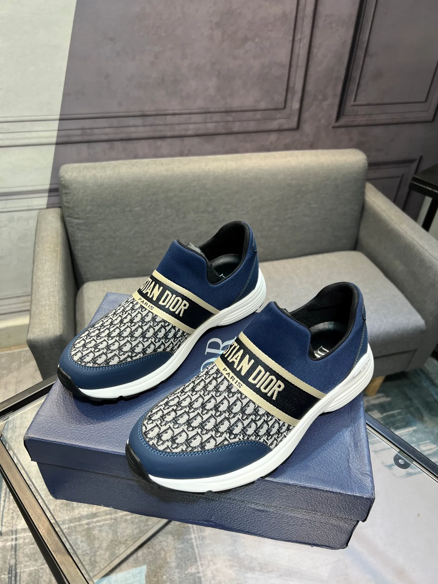 Men's shoes 💰420 [Dior] popular men's shoes, cowhide material splicing, mesh lining, original factory special sole, 38-45 (45 customized, non-refundable)